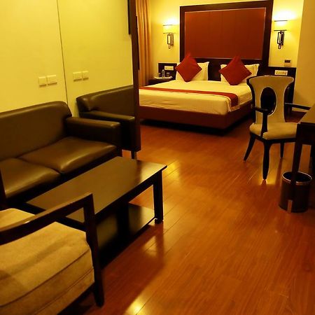 Best Western Jubilee Ridge Hyderabad Exterior photo