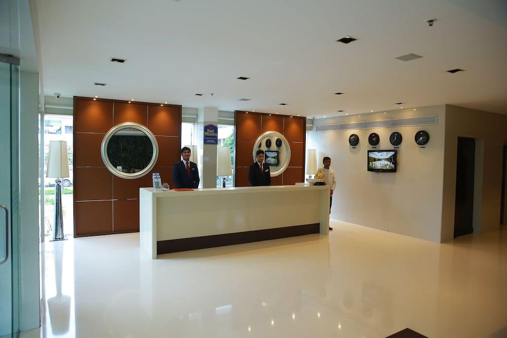 Best Western Jubilee Ridge Hyderabad Exterior photo