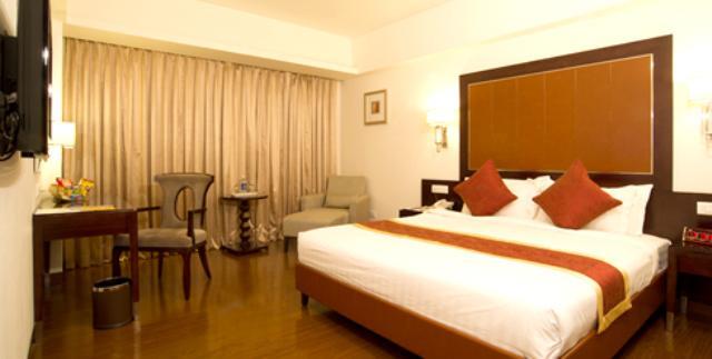 Best Western Jubilee Ridge Hyderabad Exterior photo