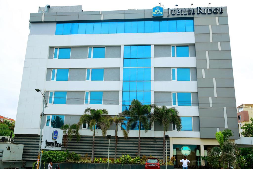 Best Western Jubilee Ridge Hyderabad Exterior photo