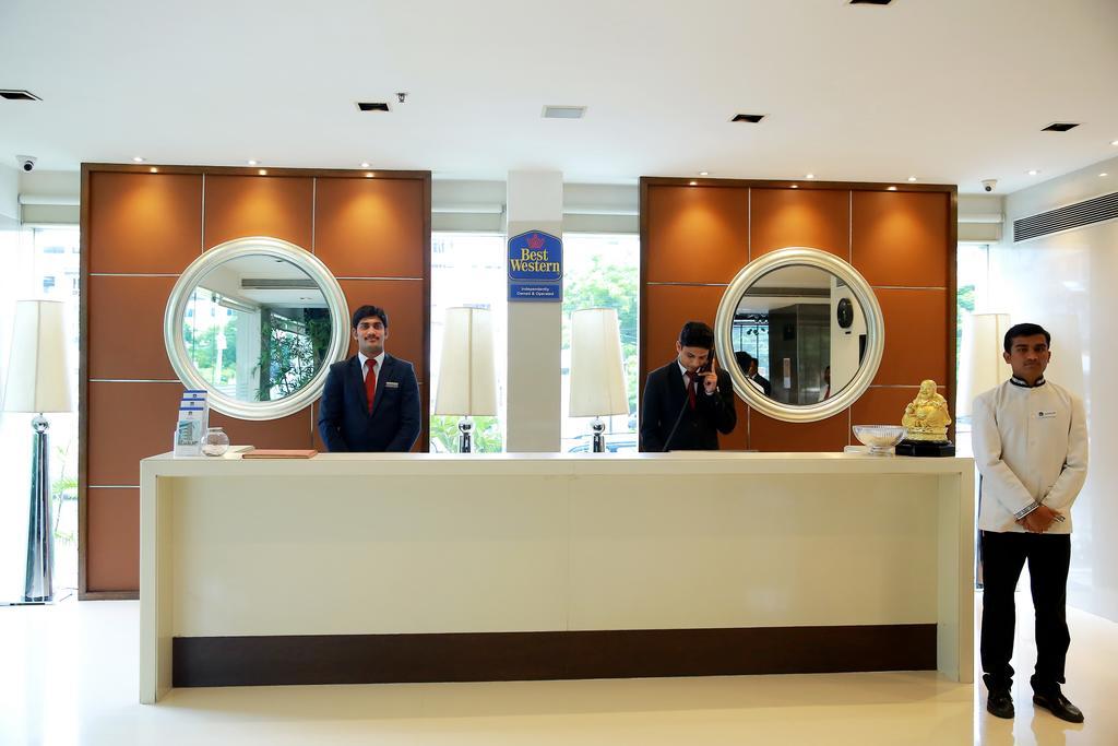Best Western Jubilee Ridge Hyderabad Exterior photo