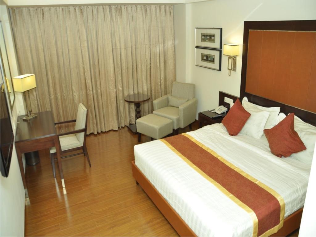 Best Western Jubilee Ridge Hyderabad Exterior photo