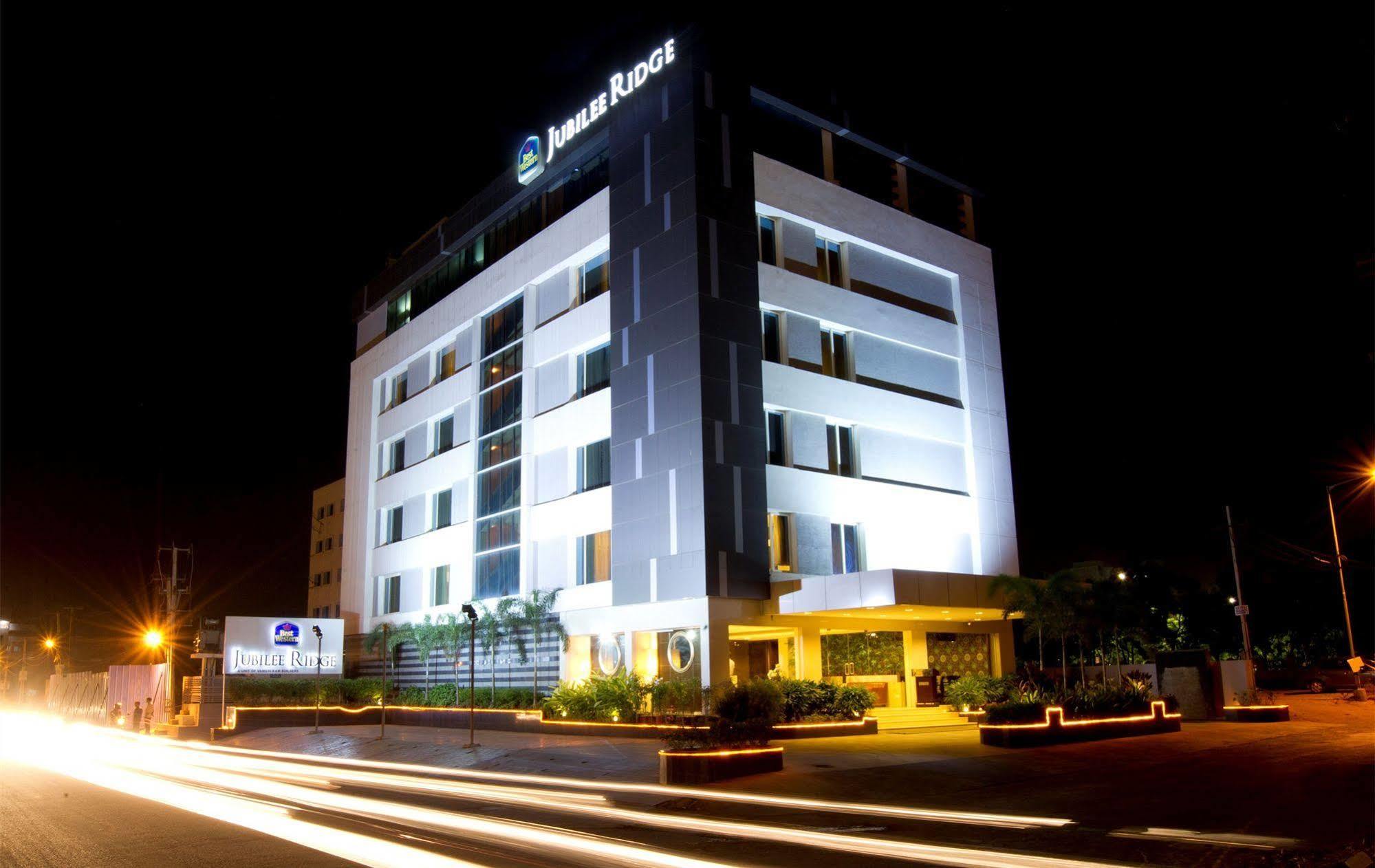 Best Western Jubilee Ridge Hyderabad Exterior photo